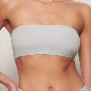 NWT SKIMS grey fits everybody bandeau